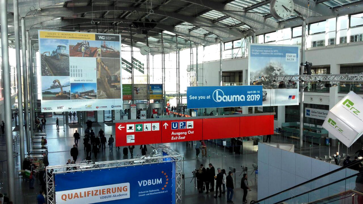 Visita de Salomón Grúas a la Feria Bauma 2016 Salomón Grúas en Feria Bauma 2016